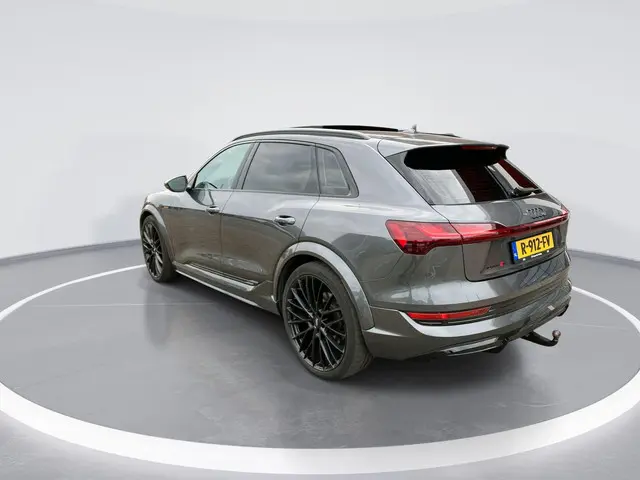 Audi e-tron S 507pk Quattro 95 kWh 2022 Elektrisch 4