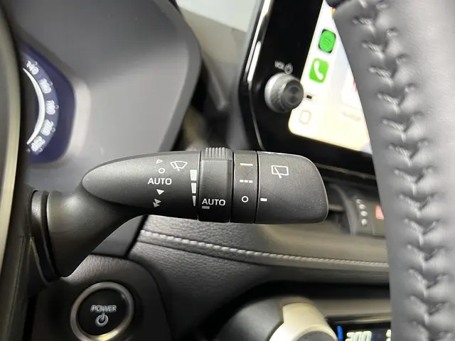 Toyota RAV4 2.5 Hybrid Team D 2024 Hybride Benzine 35