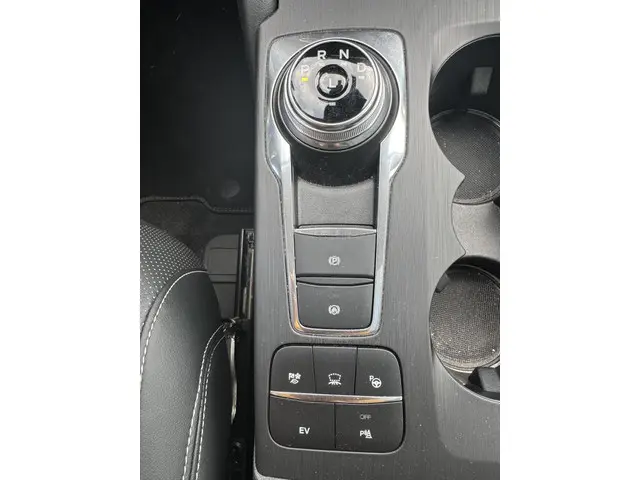 Ford Kuga 2.5 PHEV Vignale 2021 Hybride Benzine 12