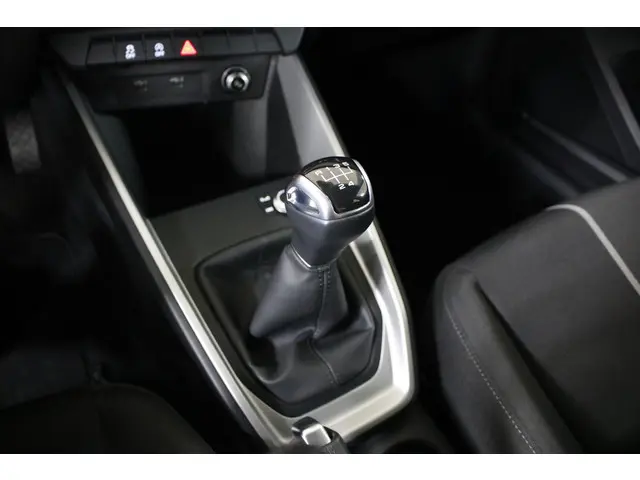 Audi A1 Sportback 25 TFSI Pro Line 2021 Benzine 24
