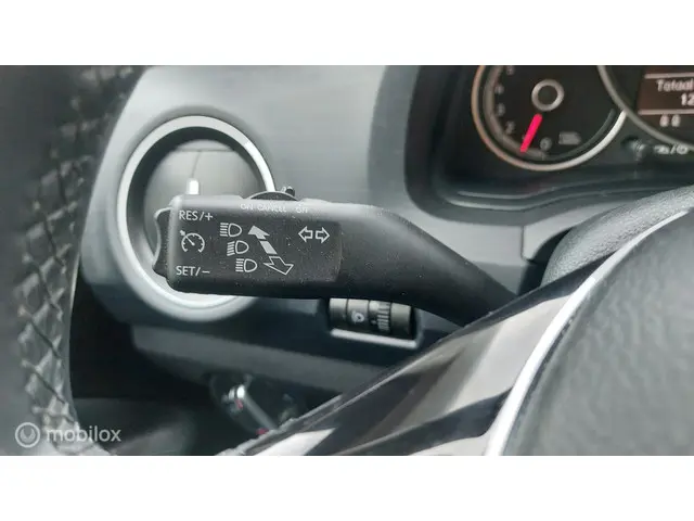 Volkswagen up! 1.0 TSI BMT cross up! 2018 Benzine 16