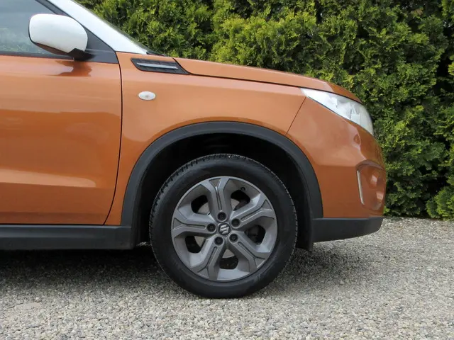 Suzuki Vitara 1.6 Exclusive*Navi*Cruise*Camera* 2015 Benzine 16