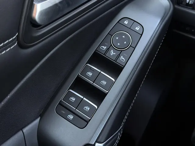 Nissan QASHQAI 1.3 MHEV Xtronic N-Connecta 2025 Benzine 21