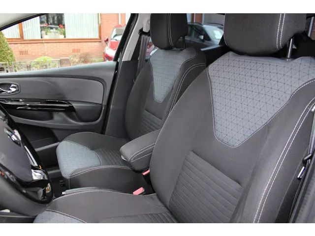 Renault Clio 0.9 TCe Dynamique 2014 Benzine 12