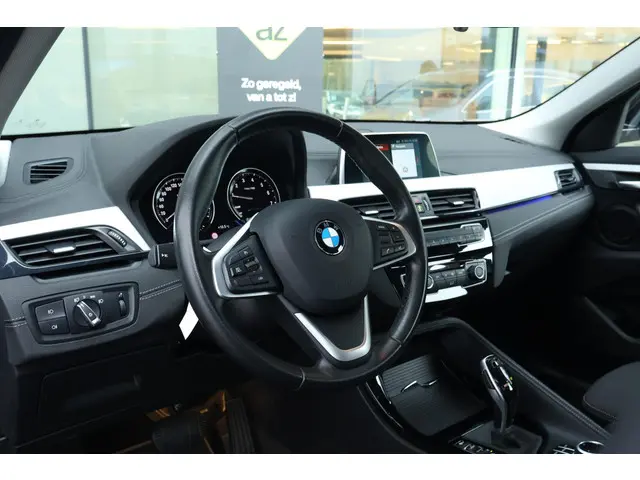 BMW X2 sDrive20i Executive 2018 Benzine 30