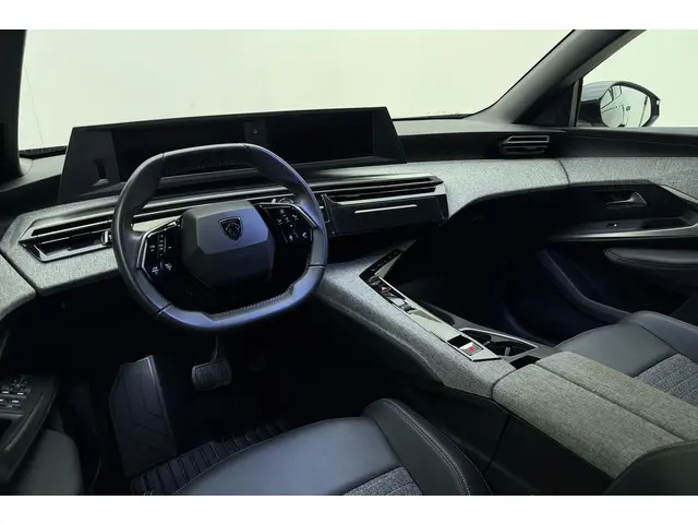 Peugeot 3008 1.2 Hybrid 145 Allure 2025 Hybride Benzine 16