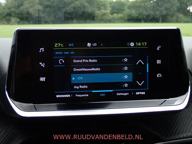 Peugeot e-208 EV Active 50 kWh 2023 Elektrisch 23