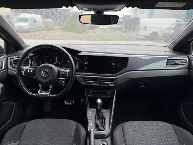 Volkswagen Polo 1.0 TSI Highline Business R 2019 Benzine 9