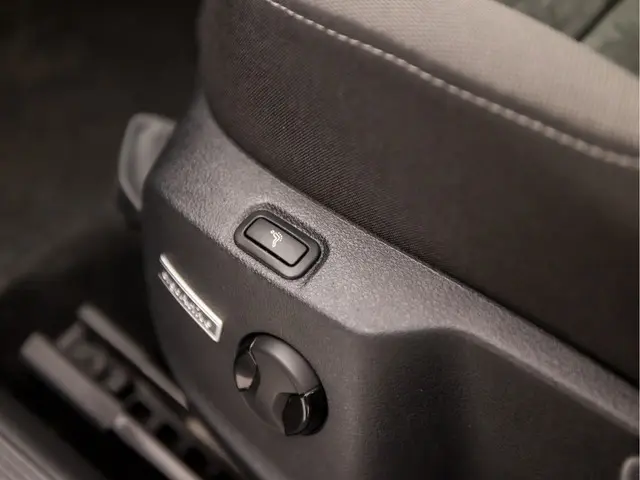 Volkswagen Golf 1.4 TSI Highline R Sport 2017 Benzine 17