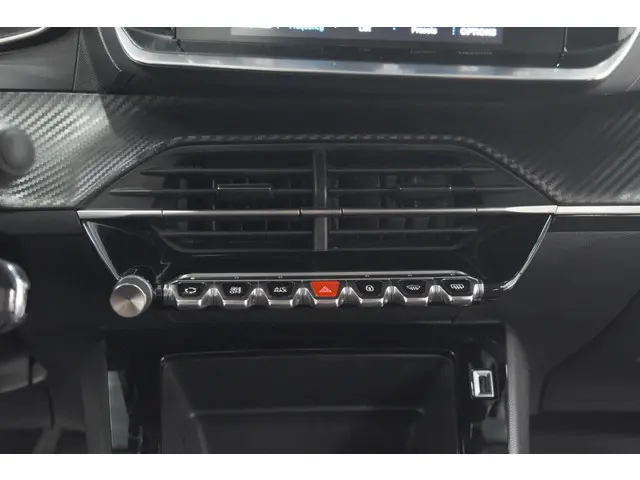Peugeot 208 PureTech 75 Active 2023 Benzine 36