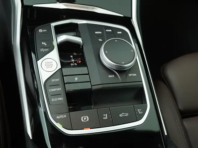 BMW 4 Serie Cabrio 420i High Executive 2023 Benzine 22