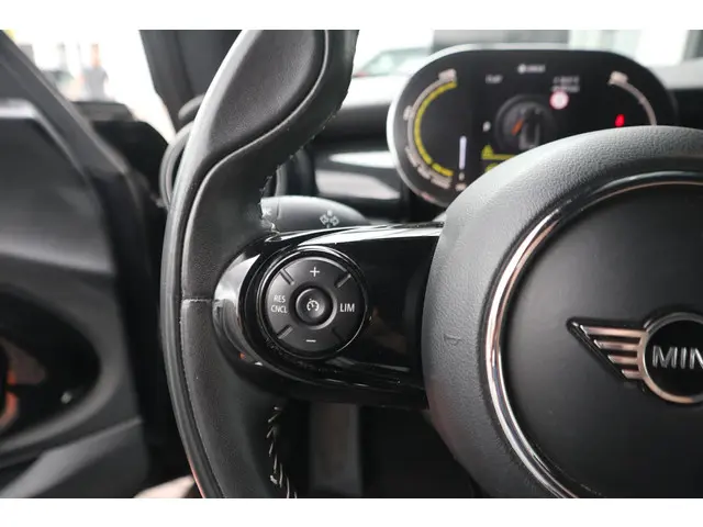 MINI Electric Yours 2020 Elektrisch 11