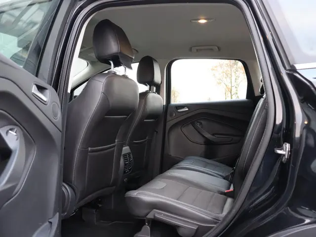 Ford Kuga 1.6 Titanium navi LM org NL 2014 Benzine 10