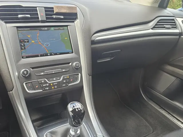 Ford Mondeo Wagon 1.5 TDCi Titanium SE 2016 Diesel 17