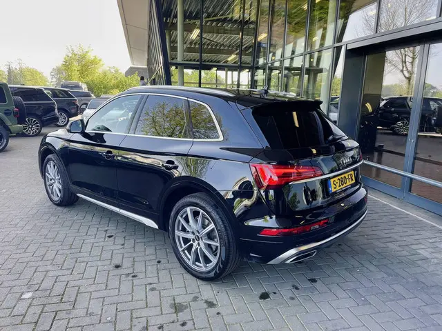 Audi Q5 40 TFSI S edition 2023 Hybride Benzine 15