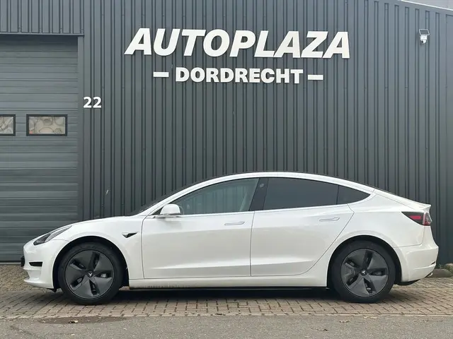 Tesla Model 3 Standard RWD Plus 60 kWh 2019 Elektrisch 5