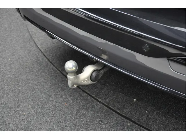 BMW X7 M60i xDrive 2022 Hybride Benzine 50