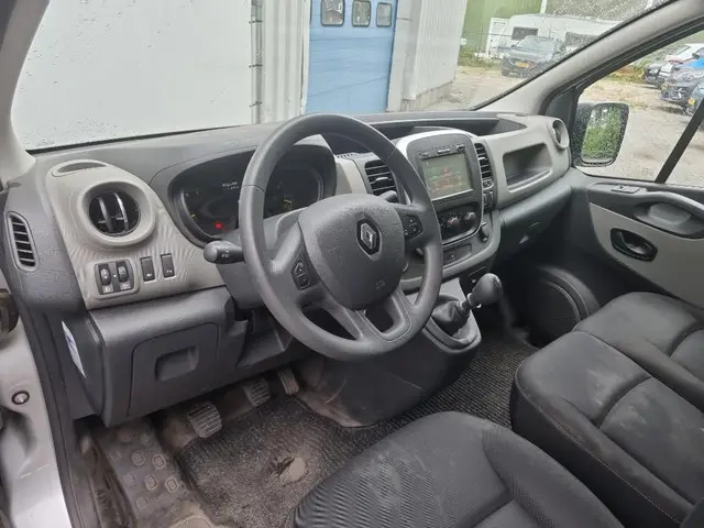 Renault Trafic 1.6 dCi T29 L2H1 Luxe 2017 Diesel 7