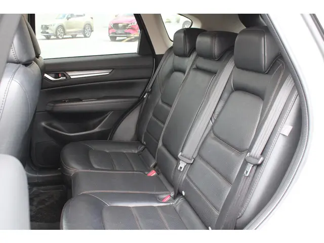 Mazda CX-5 2.5 SkyActiv-G 194 Luxury 2019 Benzine 24