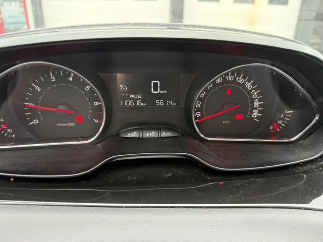 Peugeot 208 1.0 PureTech|Airco|Nieuwe riem 2015 Benzine 10