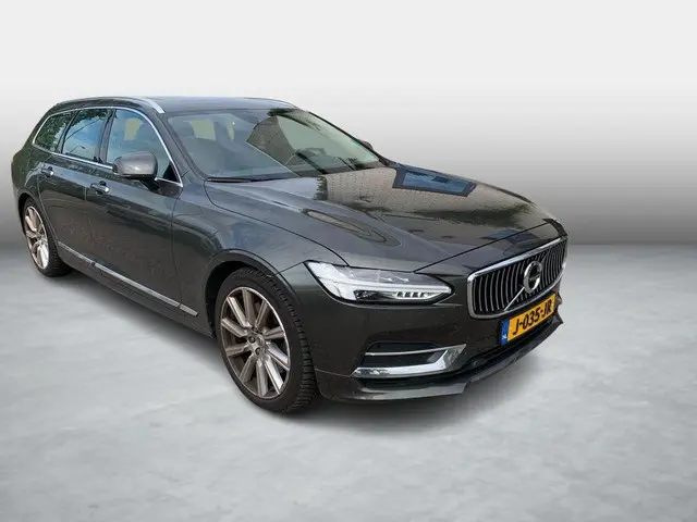 Volvo V90 2.0 T4 Business Luxury+ 2020 Benzine 8