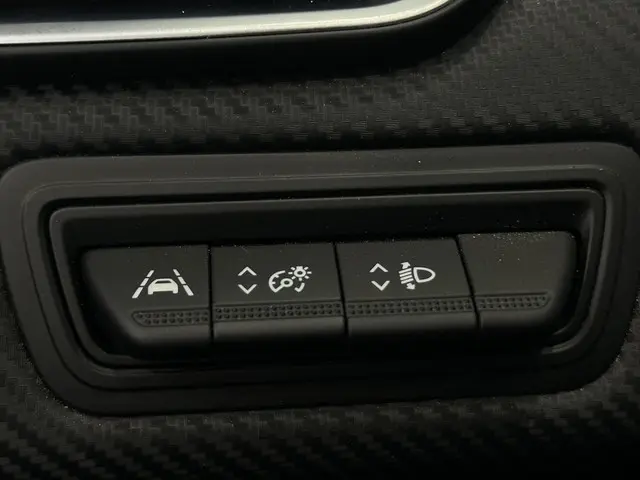 Renault Clio 1.3 TCe 130 EDC R.S. Line 2021 Benzine 44