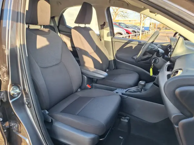Mazda 2 Hybrid 1.5 CLIMA 2023 Hybride Benzine 14