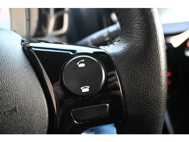 Peugeot 108 1.0 e-VTi Allure TOP! 2018 Benzine 35