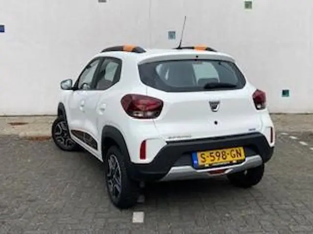 Dacia Spring Comfort Plus (Orange Pack) 2021 Elektrisch 4