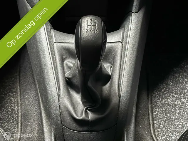 Peugeot 208 1.0 PureTech Access|NAVI|AIRCO|APK| 2015 Benzine 15