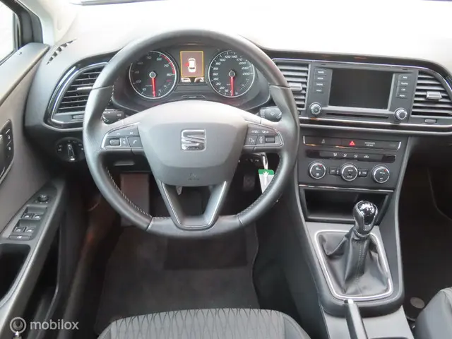 SEAT Leon ST 1.4 TSI ACT Style/nav/pdc/clima. 2015 Benzine 4