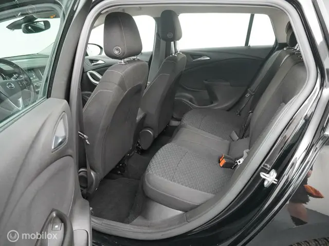 Opel Astra Sports Tourer 1.0 Online Edition 2018 Benzine 10