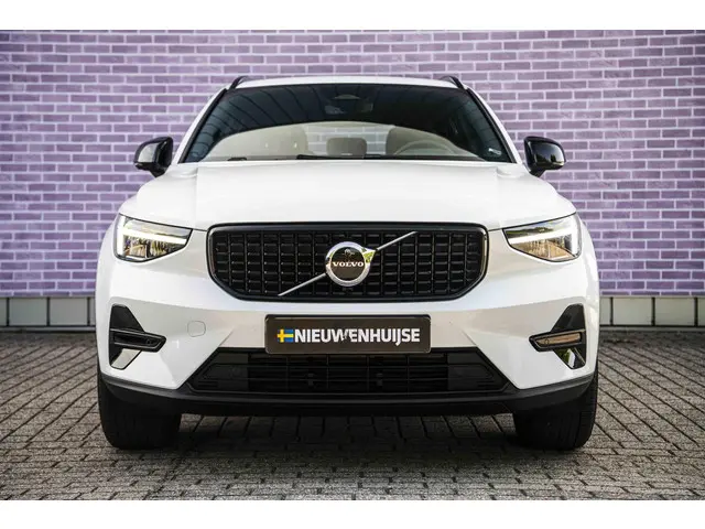 Volvo XC40 2.0 B4 Plus Dark 2024 Benzine 9