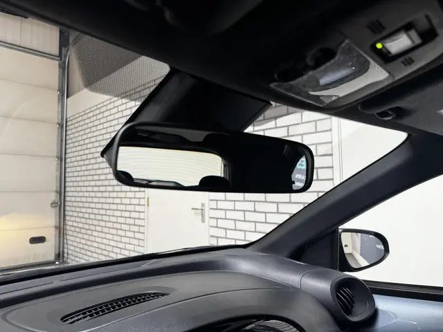 Toyota Aygo X 1.0 VVT-i MT Play 2024 Benzine 32