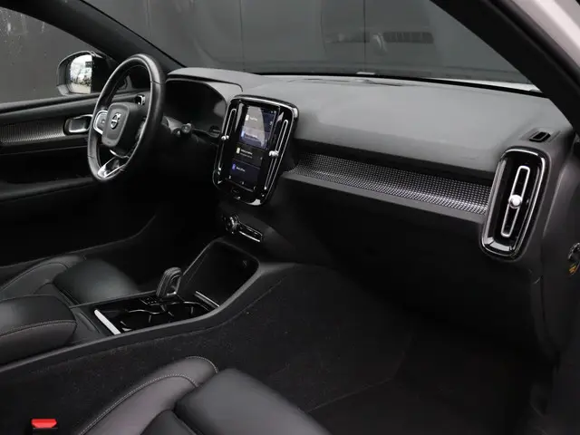 Volvo XC40 Recharge P8 AWD R-Design 2020 Elektrisch 27