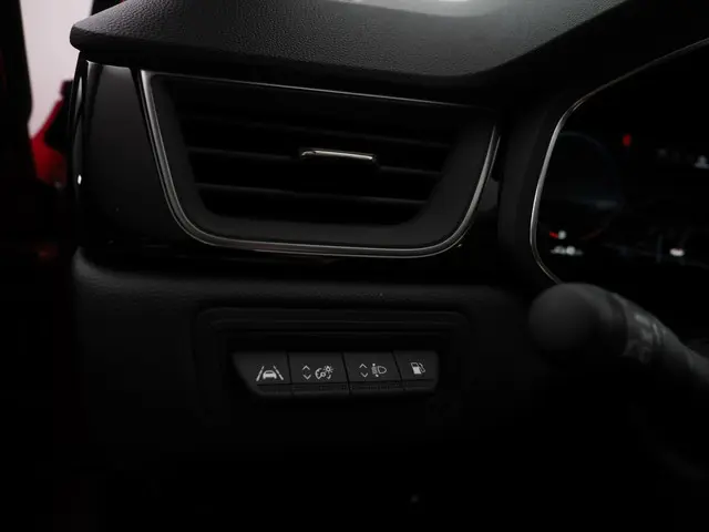 Mitsubishi ASX 1.6 PHEV AT Intense+ 2025 Hybride Benzine 15