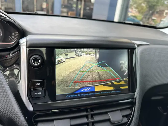 Peugeot 2008 1.2 PureTech GT-line 2018 Benzine 23