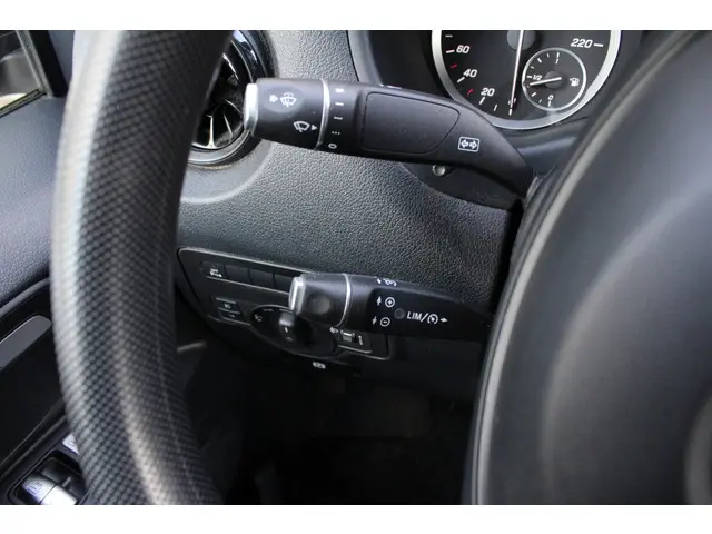Mercedes-Benz Vito 116 CDI Lang 2021 Diesel 19