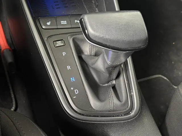 Hyundai Bayon 1.0 T-GDI Premium 2022 Benzine 18