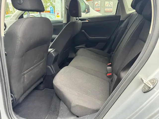 Volkswagen Polo 1.0 Comfortline 2017 Benzine 6