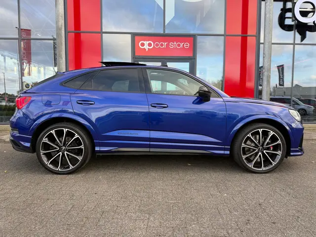 Audi RSQ3 TFSI RS / Panorama/ Full spec 2022 Benzine 5