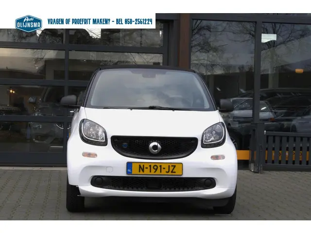 Smart Fortwo EQ Comfort PLUS 18 kWh 2019 Elektrisch 3