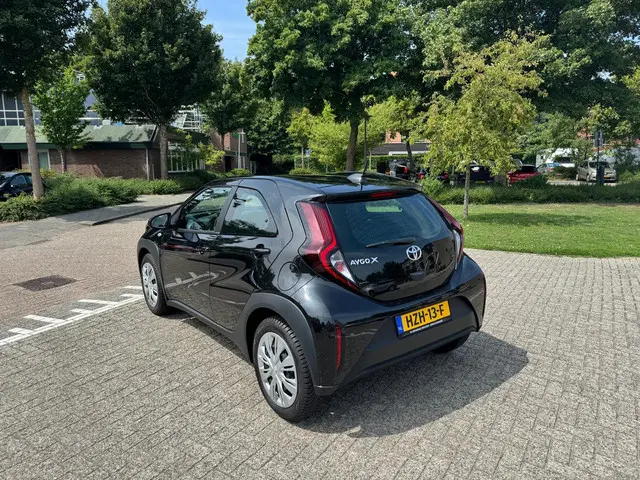 Toyota Aygo X 1.0 VVT-i S-CVT Play 2024 Benzine 7