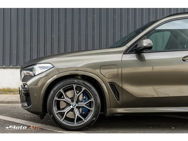 BMW X5 xDrive45e M-sport Manhattan 2021 Hybride Benzine 13