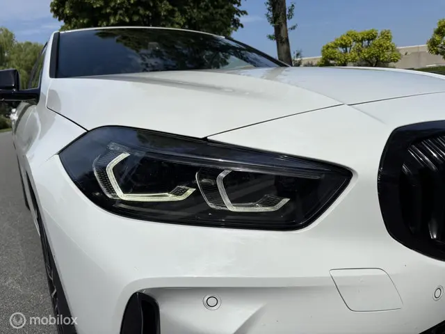 BMW 1 Serie 116i M Sport Shadow 2021 Benzine 11