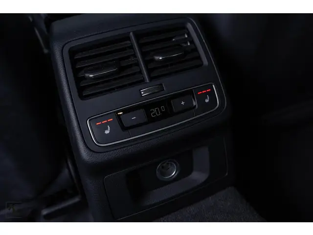 Audi RS4 Avant 2.9 TFSI RS 4 quattro 2020 Benzine 76