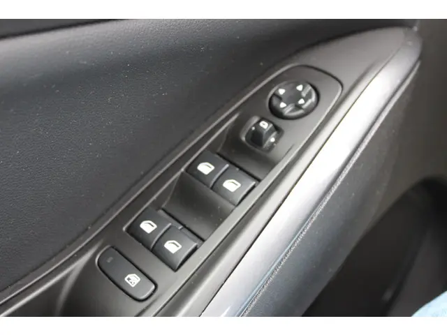 Opel Grandland X 1.2T 130 INNOVATION 2019 Benzine 35