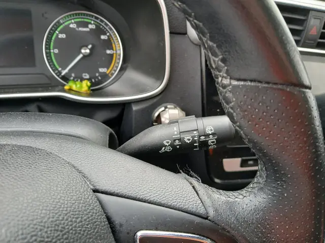 MG MG ZS EV Luxury 45 kWh SCHADEAUTO!! 2020 Elektrisch 16