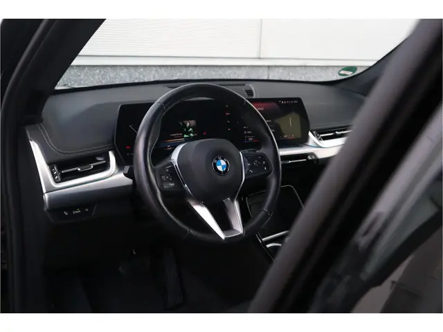 BMW X1 sDrive18i 2023 Benzine 11