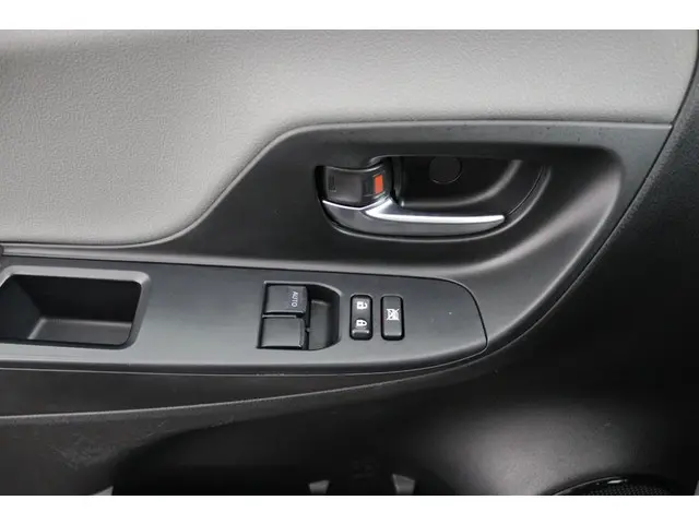 Toyota Yaris 1.0 VVT-i Comfort 2020 Benzine 26